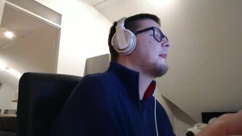 chillzonecam online show from 12, 1, 2026