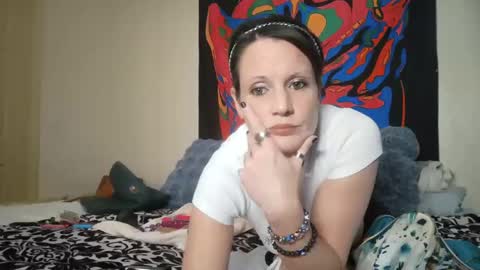 Snapshot of chinacove chatting on 7, 4, 2026 ChinaCove online show from 7, 4, 2026