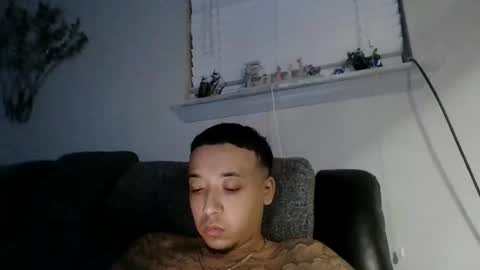 Snapshot of chino880172 chatting on 15, 2, 2025 CHINO online show from 15, 2, 2025