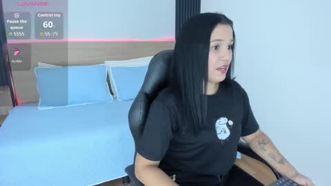 Chiqui online show from 3, 10, 2025