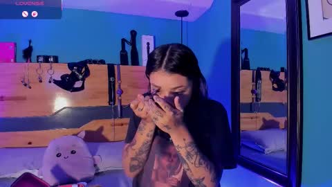 Chloeallennn  online show from 14, 3, 2026