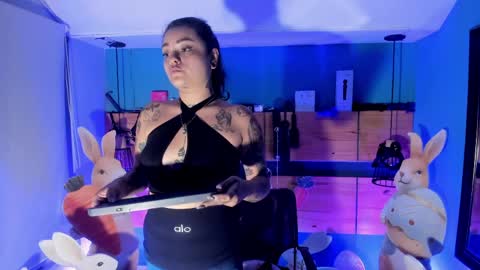 Chloeallennn  online show from 1, 4, 2026