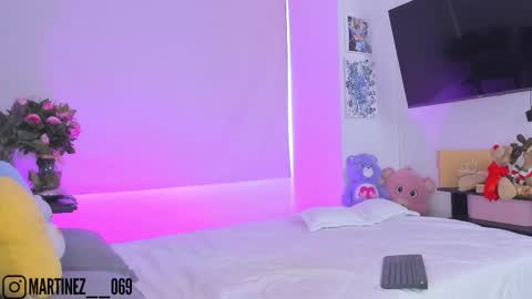 Snapshot of chloe__daviss chatting on 5, 1, 2026 CHLOE online show from 5, 1, 2026