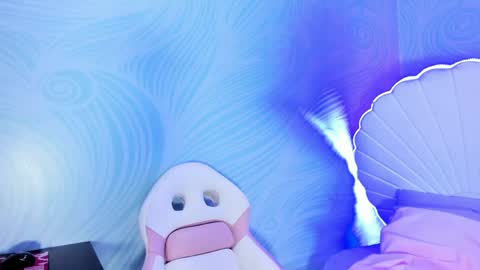 Snapshot of chloe_blowjob chatting on 2, 4, 2026 chloe_blowjob online show from 2, 4, 2026