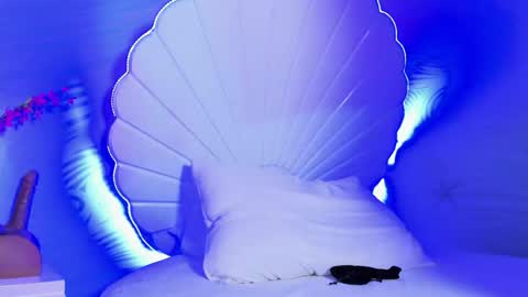 Snapshot of chloe_blowjob chatting on 4, 5, 2026 chloe_blowjob online show from 4, 5, 2026