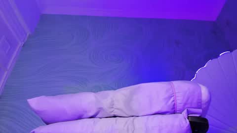 Snapshot of chloe_blowjob chatting on 6, 6, 2026 chloe_blowjob online show from 6, 6, 2026