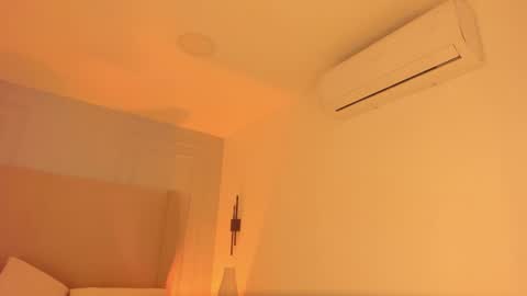 Chloe online show from 23, 3, 2026