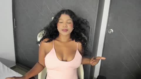Snapshot of chloe_evans21 chatting on 25, 3, 2026 chloe online show from 25, 3, 2026