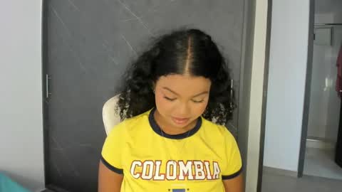 Snapshot of chloe_evans21 chatting on 27, 6, 2026 chloe online show from 27, 6, 2026