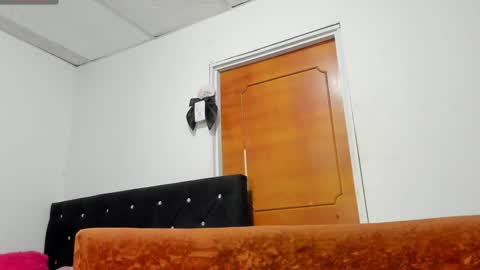 Snapshot of chloe_evanx_ chatting on 6, 1, 2025 Chloe Evanx online show from 6, 1, 2025