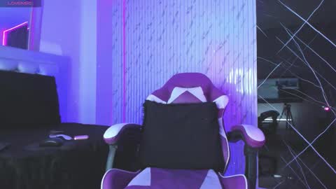 chloe_jacksonn online show from 22, 10, 2025