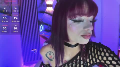 Snapshot of chloe_jacksonn chatting on 2, 4, 2026 chloe_jacksonn online show from 2, 4, 2026