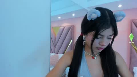 Snapshot of chloe_larson chatting on 24, 4, 2026 Chloe online show from 24, 4, 2026