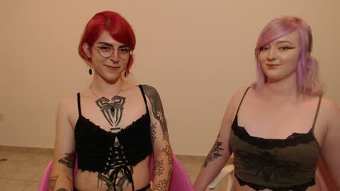 Snapshot of chloe_levine chatting on 14, 1, 2025 Chloe Levine online show from 14, 1, 2025