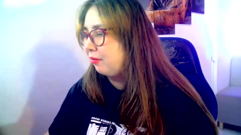 Snapshot of chloe_prg chatting on 23, 1, 2025 chloe_prg online show from 23, 1, 2025