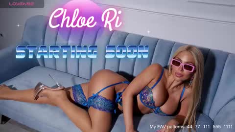 Snapshot of chloe_ri chatting on 16, 11, 2025 . ALL my LINKS online show from 16, 11, 2025