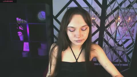 Snapshot of chloe_sunny chatting on 6, 5, 2026 Chloe online show from 6, 5, 2026