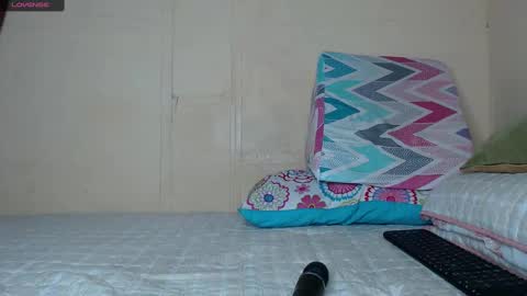 Chloe  online show from 3, 1, 2025