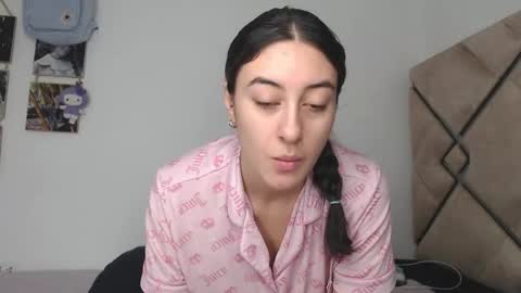 Chloe  online show from 10, 10, 2025