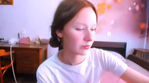 Snapshot of chloe_wifey chatting on 18, 7, 2026 chloe wifey online show from 18, 7, 2026