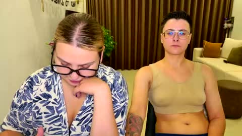 Eva and Sandra online show from 19, 4, 2026