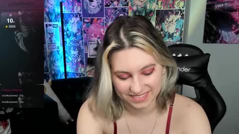 Snapshot of chloebloss0m chatting on 12, 3, 2025 Boni online show from 12, 3, 2025