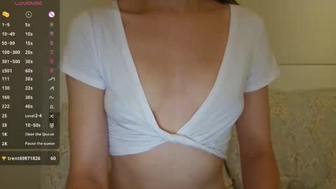 Snapshot of chloee__x chatting on 25, 3, 2026 chloee__x online show from 25, 3, 2026