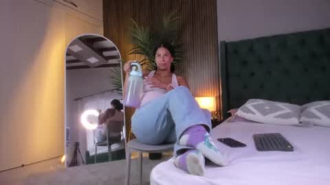 Chloe fixxx online show from 22, 6, 2026