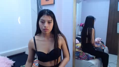 Snapshot of chloemartini_ chatting on 19, 1, 2025 ChloeSignup For Free Join my Fan Club online show from 19, 1, 2025