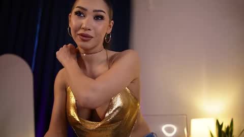 Snapshot of chloemin_ chatting on 18, 11, 2025 chloemin_ online show from 18, 11, 2025