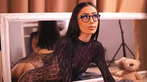 Chlo online show from 19, 5, 2026