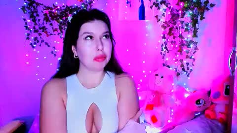 Snapshot of chloericci chatting on 13, 12, 2025 ChloeRicci online show from 13, 12, 2025