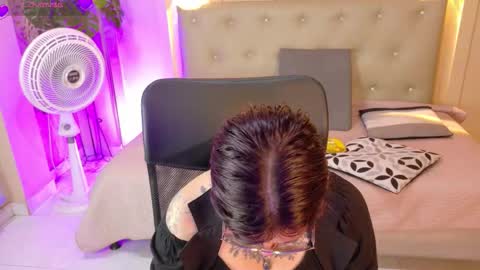 Chloe rosse online show from 7, 1, 2026