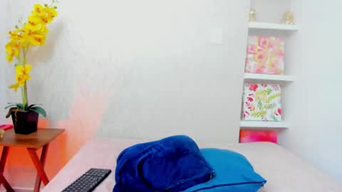Chloe  online show from 21, 5, 2026