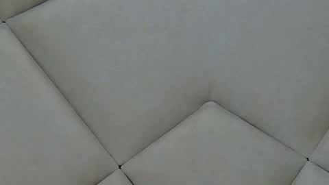 Chloe Vee online show from 21, 12, 2025