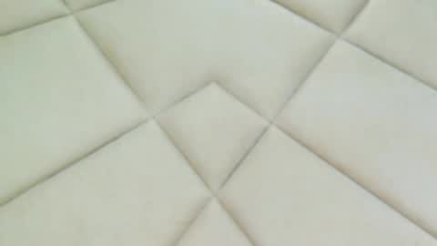 Chloe Vee online show from 26, 3, 2026