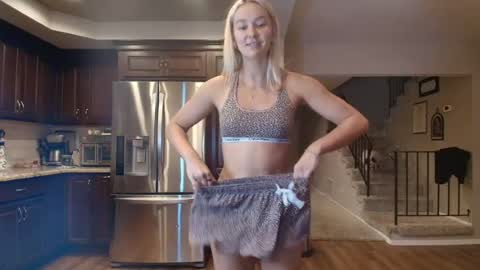 Snapshot of chloexbabe chatting on 13, 6, 2026 Chloe Babe online show from 13, 6, 2026