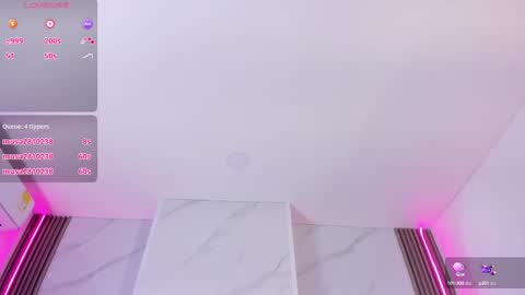 Chlooe online show from 20, 2, 2025