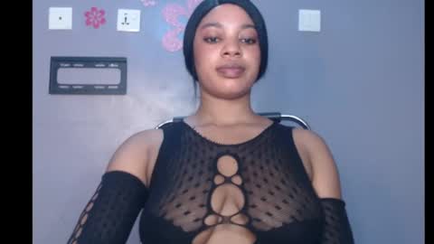 Snapshot of choco_chocox chatting on 11, 2, 2025 ESTHER online show from 11, 2, 2025