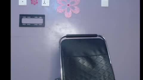 Snapshot of choco_chocox chatting on 18, 2, 2025 ESTHER online show from 18, 2, 2025