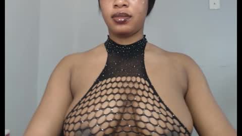 Snapshot of choco_chocox chatting on 27, 9, 2025 ESTHER online show from 27, 9, 2025