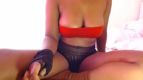Snapshot of choco_sweee chatting on 2, 5, 2026 Maddie online show from 2, 5, 2026