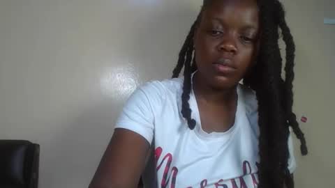 Snapshot of choco_vellvet chatting on 25, 5, 2026 sly online show from 25, 5, 2026