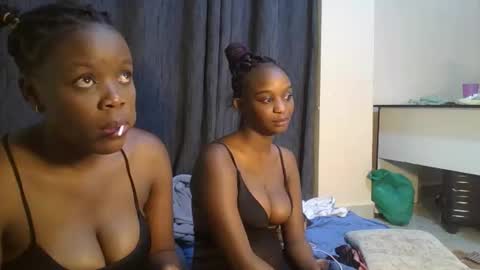 Snapshot of choco_velvet chatting on 15, 4, 2026 Sly online show from 15, 4, 2026
