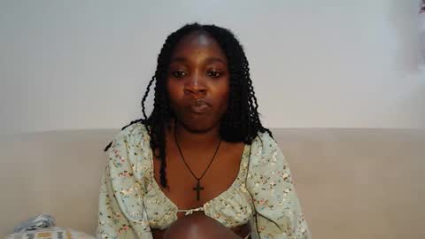 Snapshot of chocolate_desiree chatting on 5, 4, 2026 Lofti online show from 5, 4, 2026
