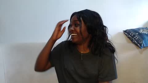 Snapshot of chocolate_desiree chatting on 8, 5, 2026 Lofti online show from 8, 5, 2026