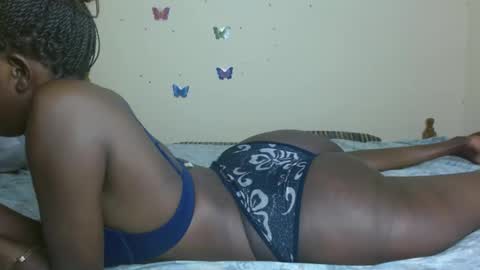 Snapshot of chocolatebony_ chatting on 25, 2, 2025 chocolatebony_ online show from 25, 2, 2025