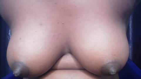 chocoslut22 online show from 18, 11, 2025