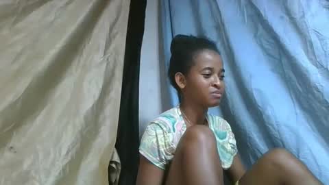 Snapshot of chololatblonde chatting on 15, 2, 2026 chololatblonde online show from 15, 2, 2026