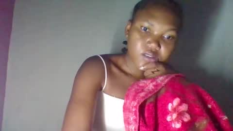Snapshot of chololatblonde chatting on 15, 3, 2026 chololatblonde online show from 15, 3, 2026